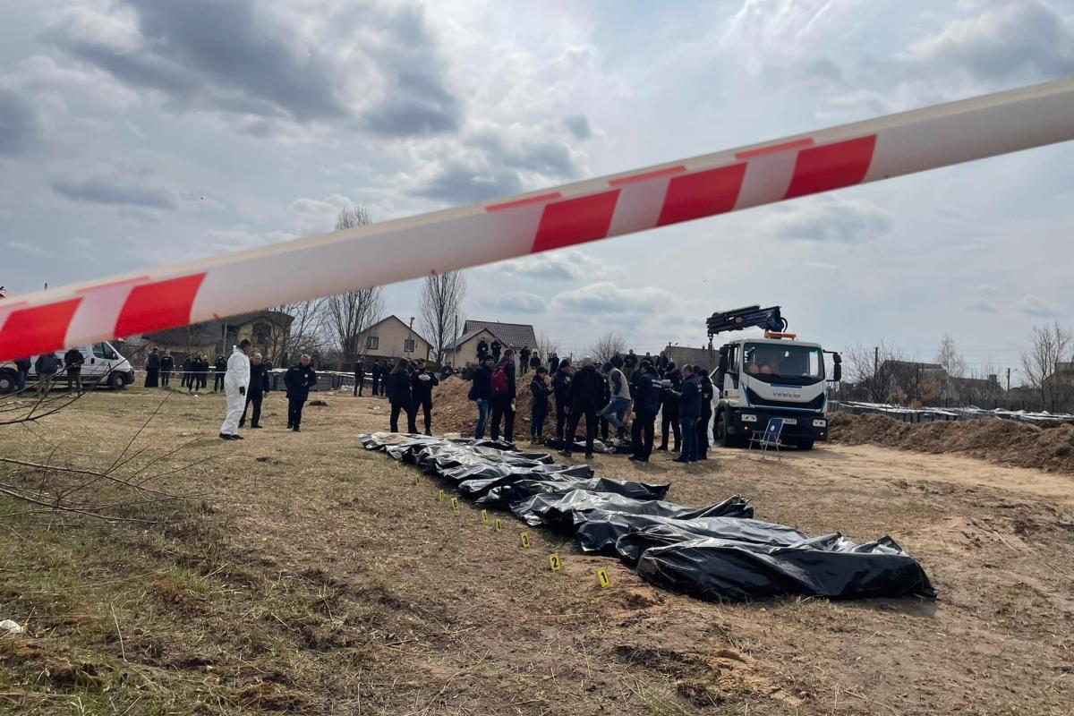 У Бучі почалася ексгумація жертв російських окупантів У Бучі почалася ексгумація жертв російських окупантів