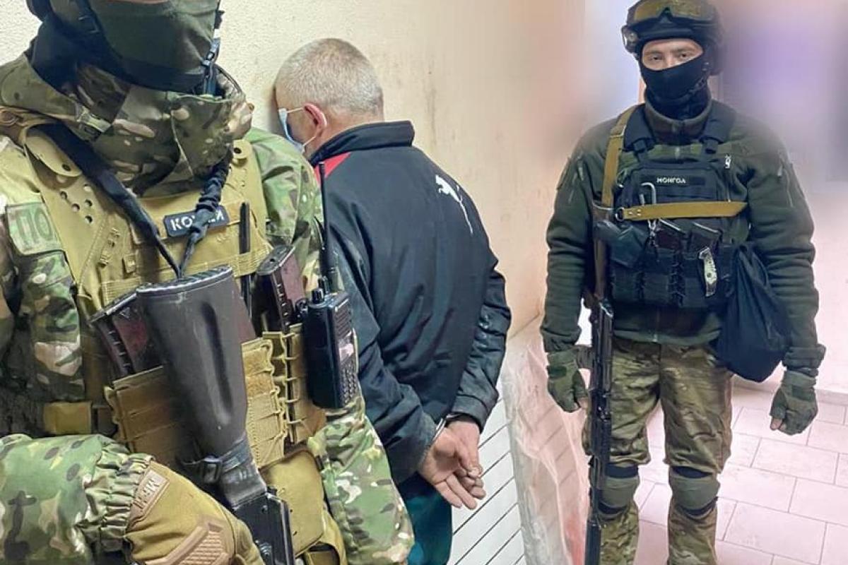 У Сєвєродонецьку спіймали ще двох мародерів, які вирішили "скористатися нагодою"