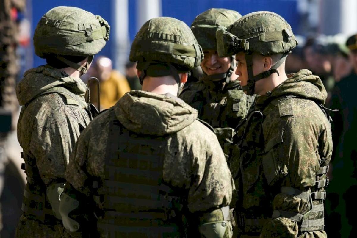 РФ все чаще отправляет на фронт солдат срочной службы, - украинская разведка РФ все чаще отправляет на фронт солдат срочной службы, - украинская разведка