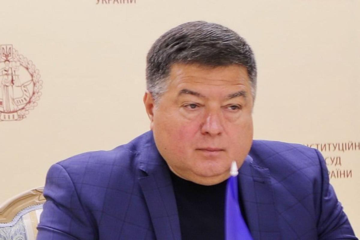 Экс-глава КСУ Тупицкий объявлен в международный розыск Экс-глава КСУ Тупицкий объявлен в международный розыск