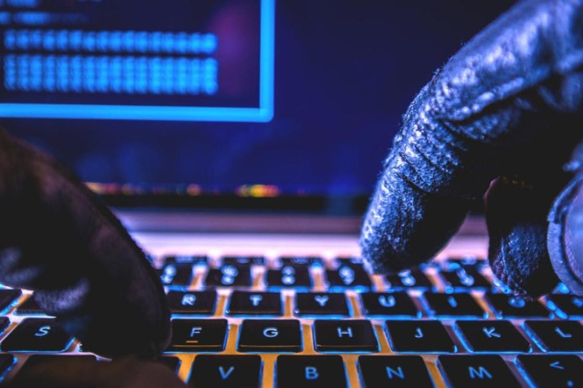 Интернет-сеть Львовского горсовета атаковали хакеры Интернет-сеть Львовского горсовета атаковали хакеры