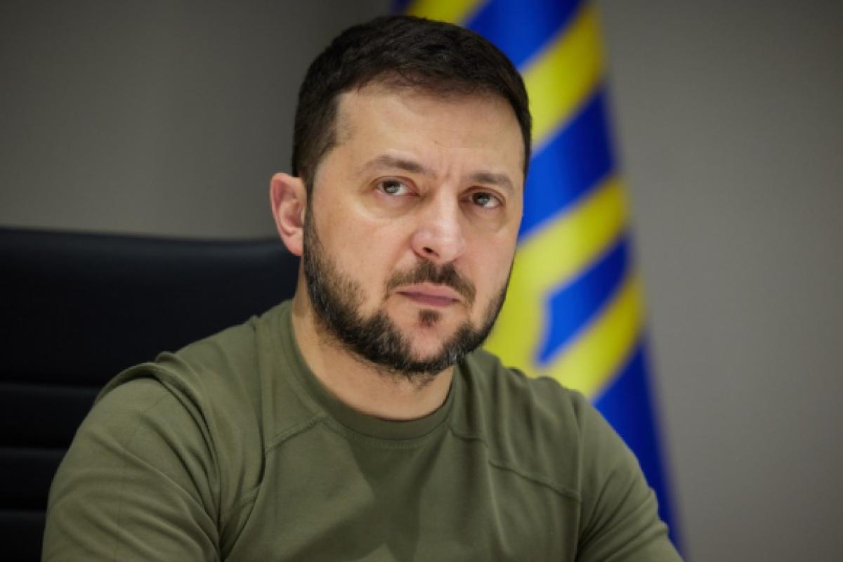 "Жизненно необходимо": Зеленский объяснил, почему украинские военные должны держаться за Донбасс "Жизненно необходимо": Зеленский объяснил, почему украинские военные должны держаться за Донбасс