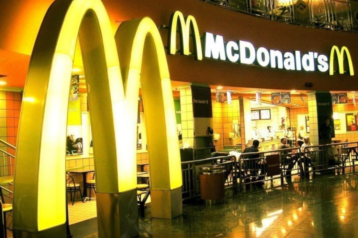 Ресторани McDonald's можуть запрацювати в Україні вже з серпня Ресторани McDonald's можуть запрацювати в Україні вже з серпня
