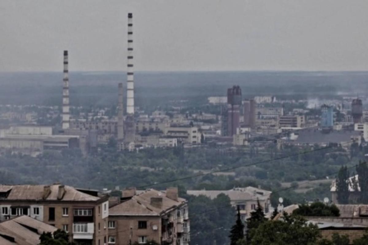 Перебування українських військових на Сєвєродонецькому "Азоті", ймовірно, сковуватиме сили РФ, - британська розвідка Перебування українських військових на Сєвєродонецькому "Азоті", ймовірно, сковуватиме сили РФ, - британська розвідка