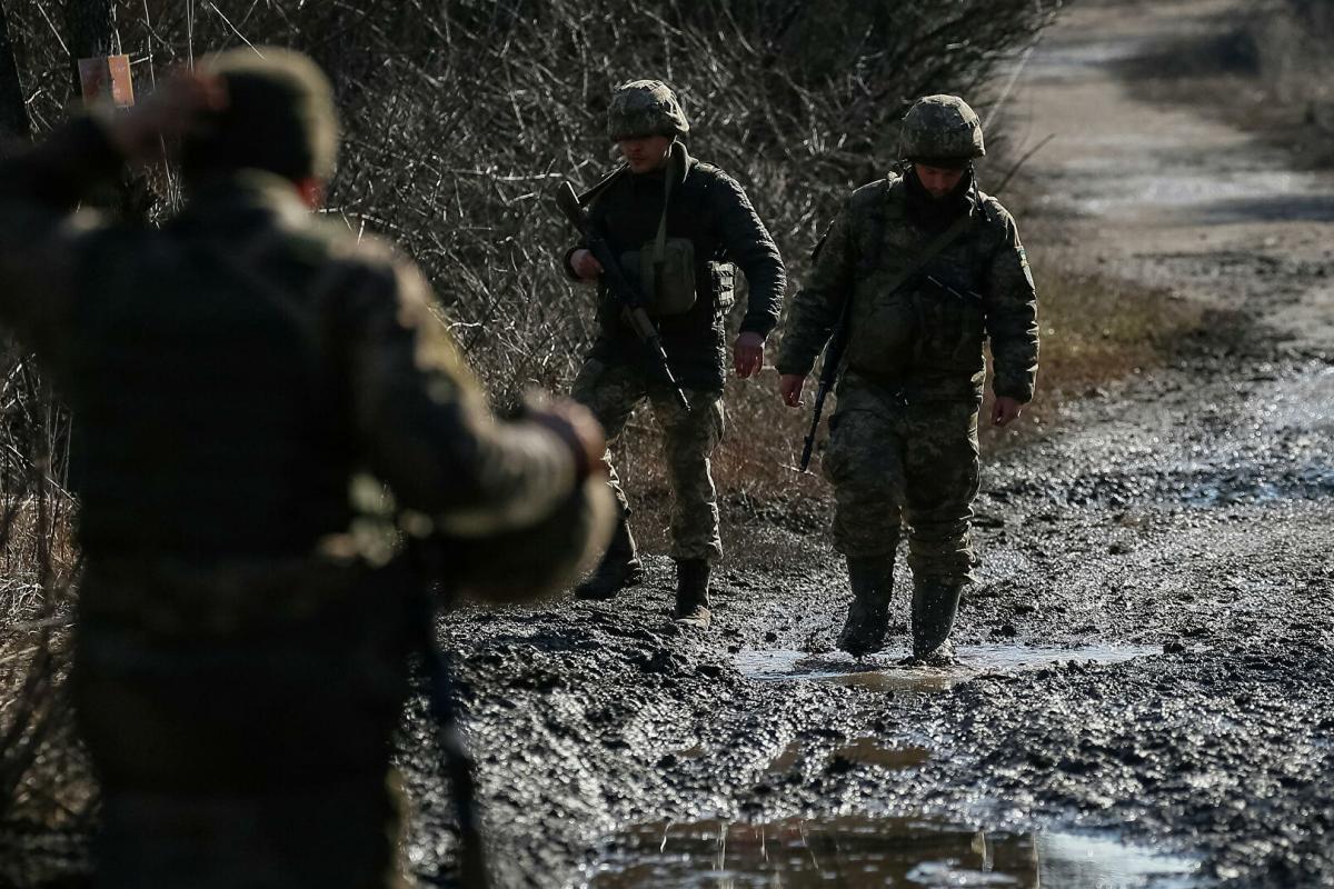 За сутки на Донбассе отбито 5 атак врага, бои продолжаются, - ООС За сутки на Донбассе отбито 5 атак врага, бои продолжаются, - ООС