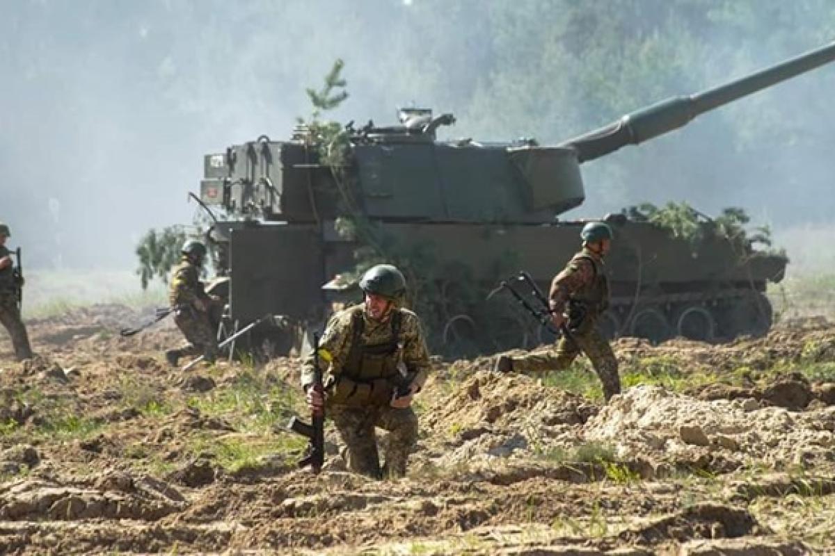 На Донбасі за добу відбито 11 атак ворога, бої продовжуються, - ООС На Донбасі за добу відбито 11 атак ворога, бої продовжуються, - ООС