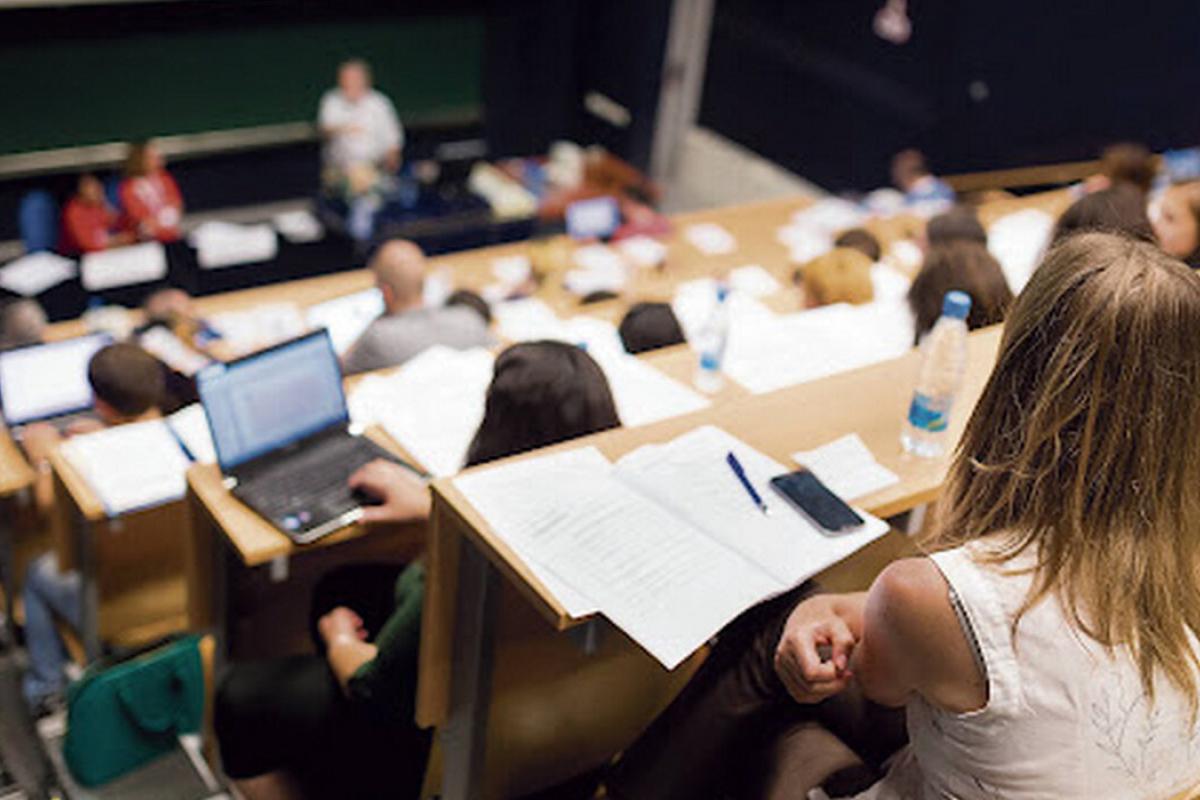 Студентів-контрактників буде звільнено від сплати за навчання: кого це стосується Студентів-контрактників буде звільнено від сплати за навчання: кого це стосується