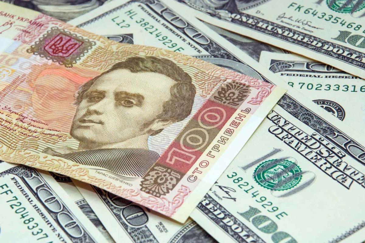 Курс доллара продолжает расти: ситуация в обменниках Курс доллара продолжает расти: ситуация в обменниках