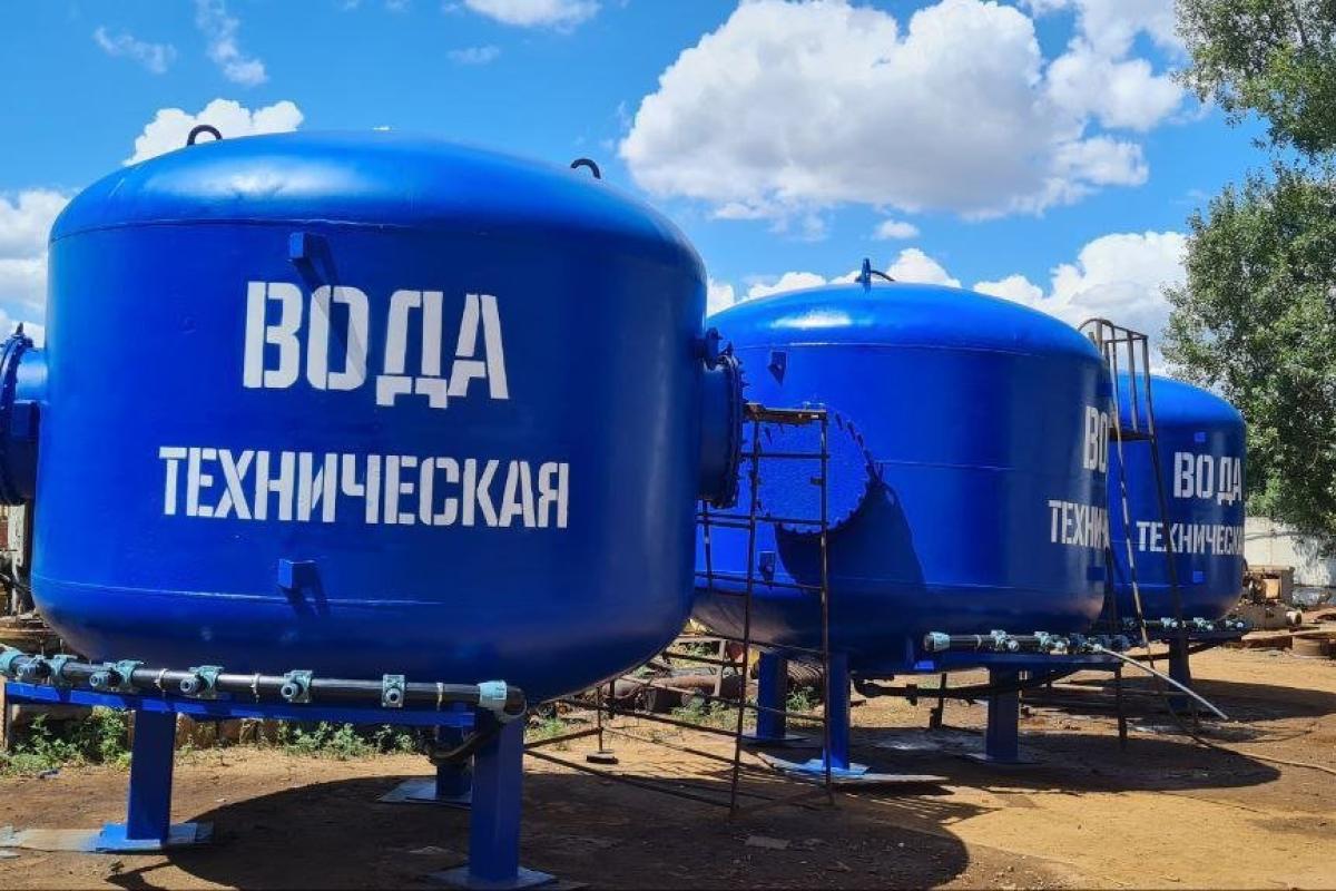 "А питну слабо надати людям?": Окупанти вирішили поїти жителів Сєвєродонецька технічною водою "А питну слабо надати людям?": Окупанти вирішили поїти жителів Сєвєродонецька технічною водою