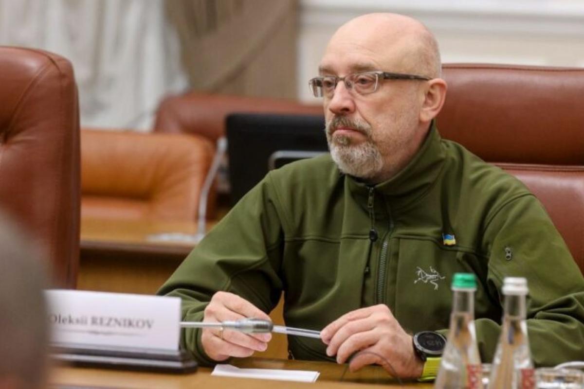 Все госслужащие в Украине должны проходить военную подготовку, - Резников Все госслужащие в Украине должны проходить военную подготовку, - Резников