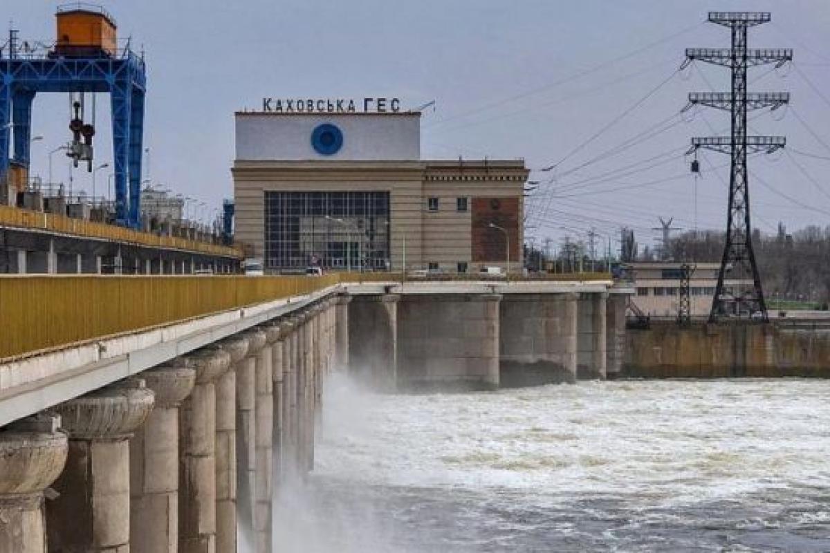 ЗСУ вдарили по мосту в районі Каховської ГЕС, - ОК "Південь" ЗСУ вдарили по мосту в районі Каховської ГЕС, - ОК "Південь"