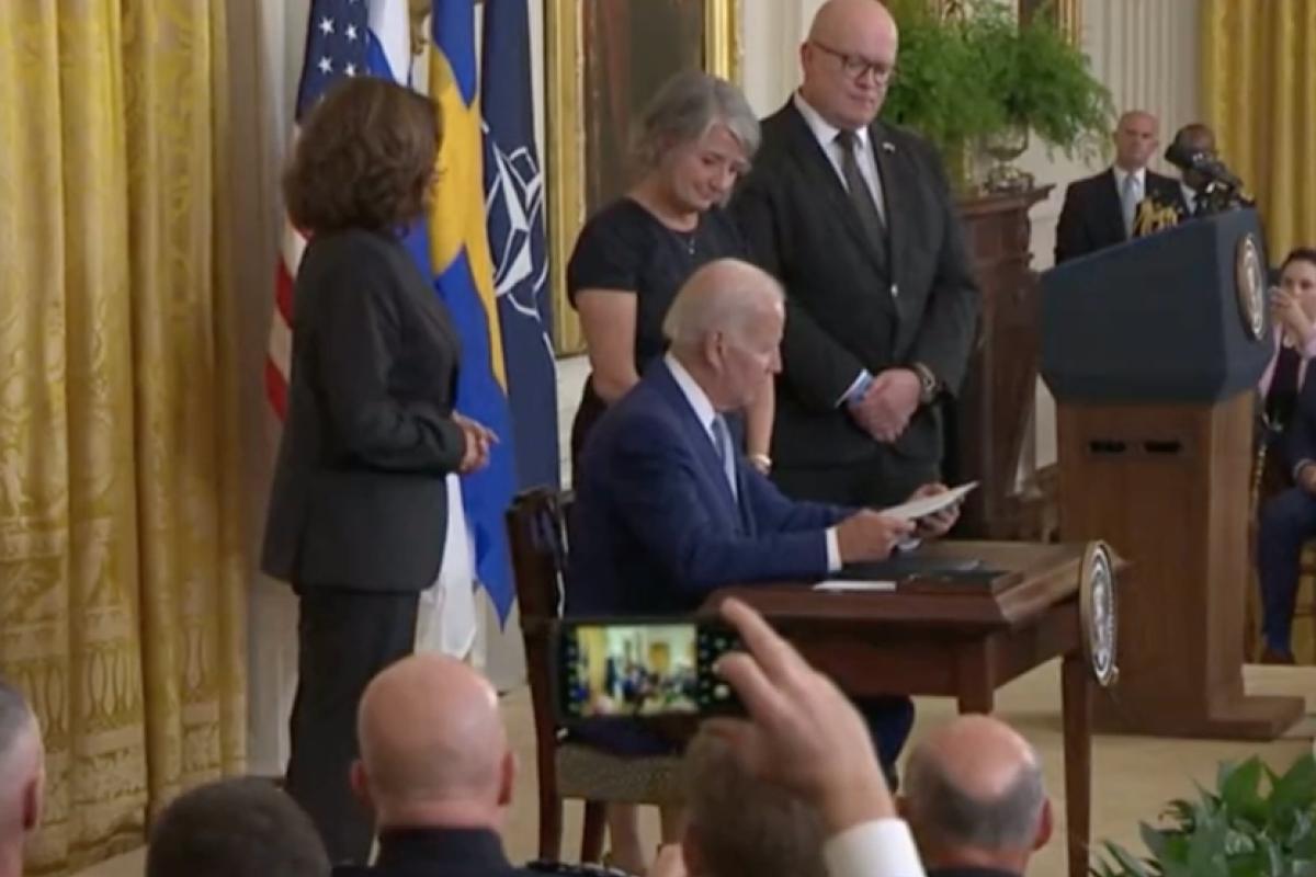 Байден підписав протоколи про вступ Швеції та Фінляндії до НАТО