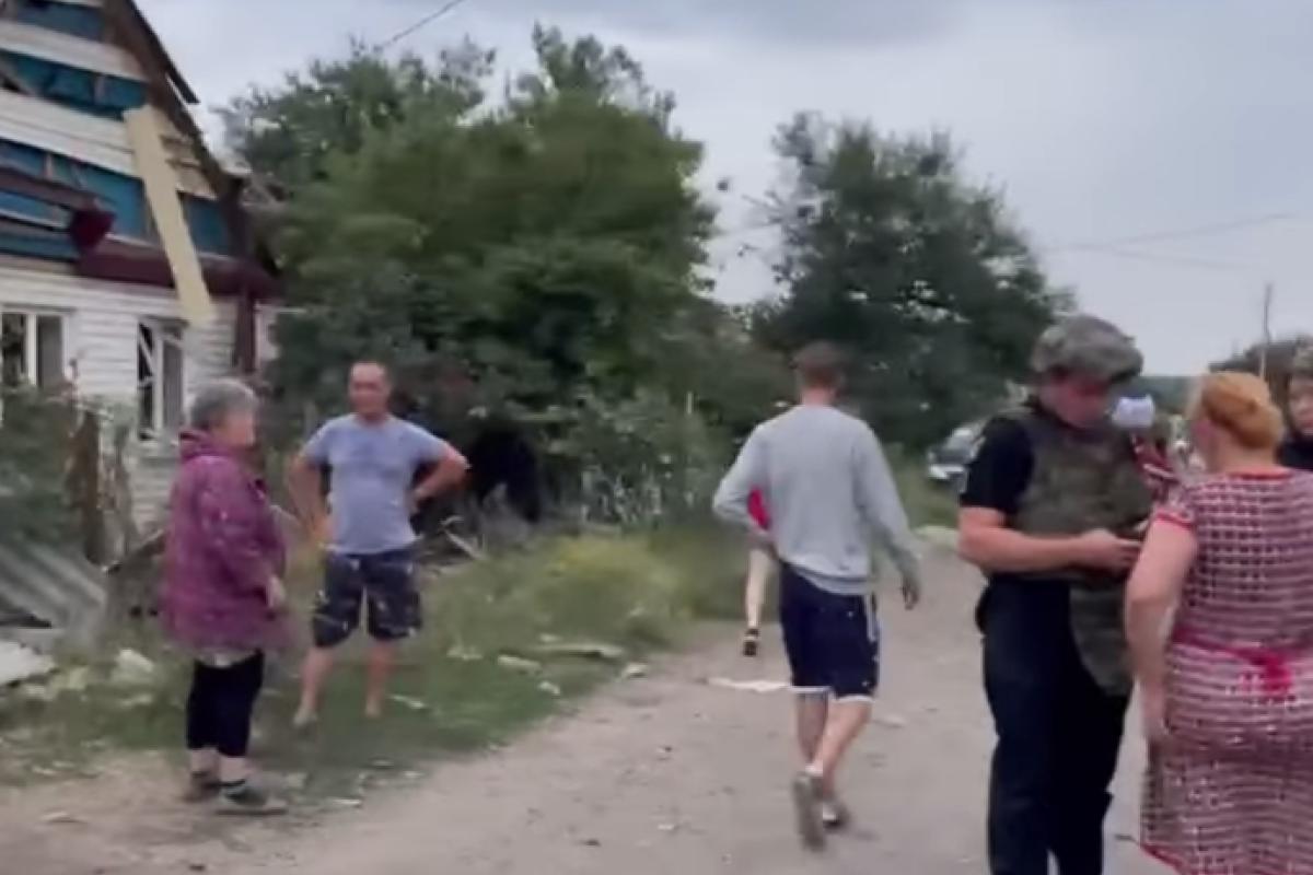 Окупанти відкрили вогонь по Краматорську: є загиблі та поранені Окупанти відкрили вогонь по Краматорську: є загиблі та поранені