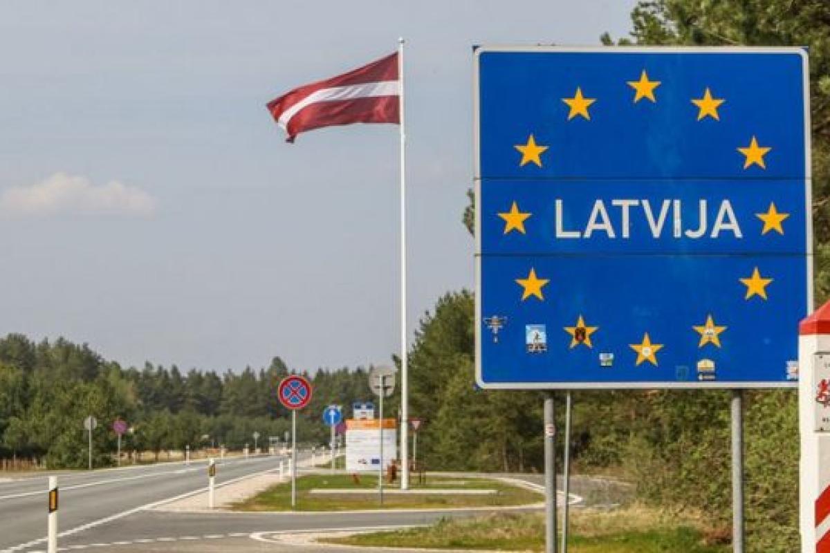 Латвия вводит дополнительные въездные проверки для всех граждан РФ и Беларуси
