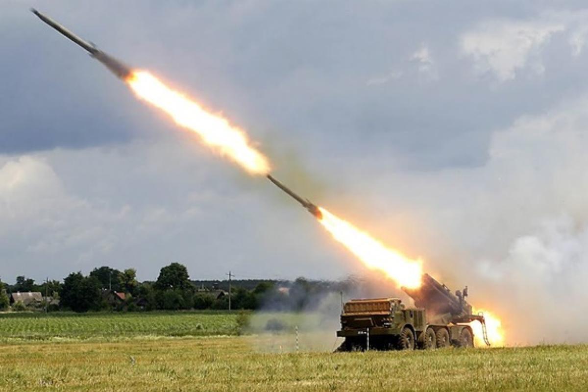 Росіяни вдарили з "Ураганів" по Дніпропетровщині, є постраждала Росіяни вдарили з "Ураганів" по Дніпропетровщині, є постраждала