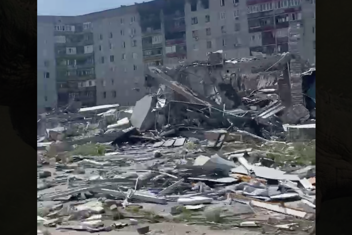 Что происходит в Лисичанске на сегодняшний день - новые видео Что происходит в Лисичанске на сегодняшний день - новые видео