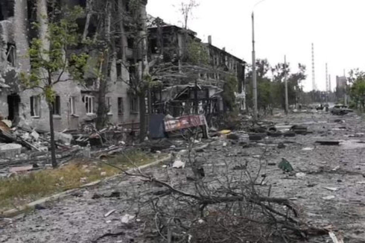 "Получили статус 200 и 300": в Лисичанске уничтожен вражеский штаб "Получили статус 200 и 300": в Лисичанске уничтожен вражеский штаб