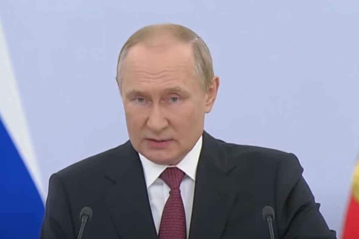 Путин подписал указ об усилении мер защиты Крымского моста Путин подписал указ об усилении мер защиты Крымского моста