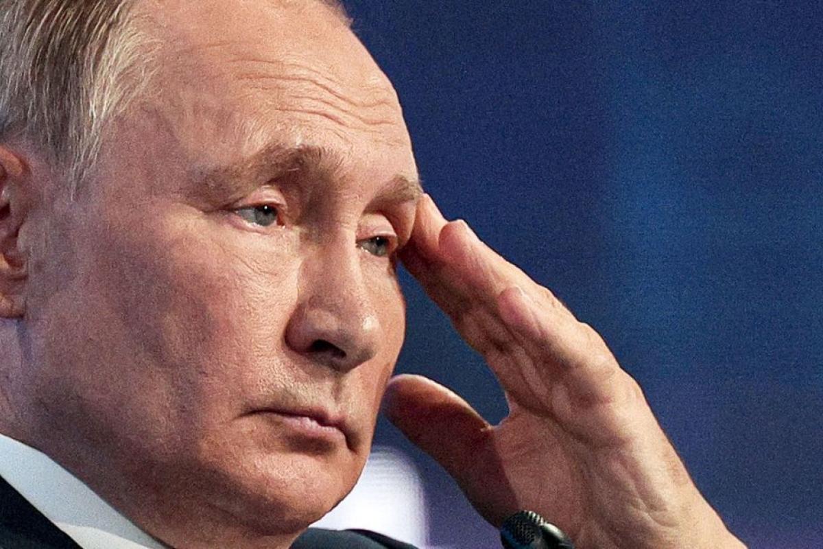 Путин вводит "военное положение" на территории оккупированных регионов Украины Путин вводит "военное положение" на территории оккупированных регионов Украины