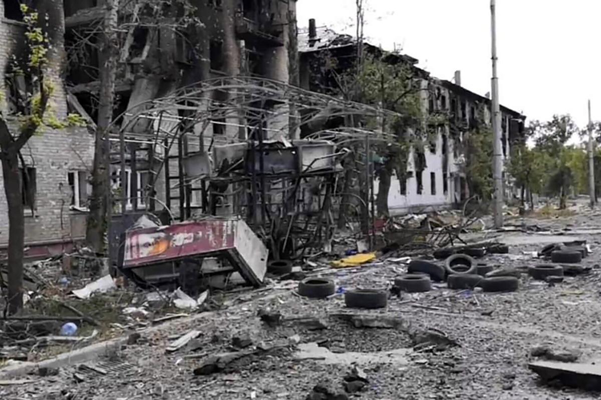У мережі повідомляють про "прильоти" у Лисичанську: що відомо наразі У мережі повідомляють про "прильоти" у Лисичанську: що відомо наразі