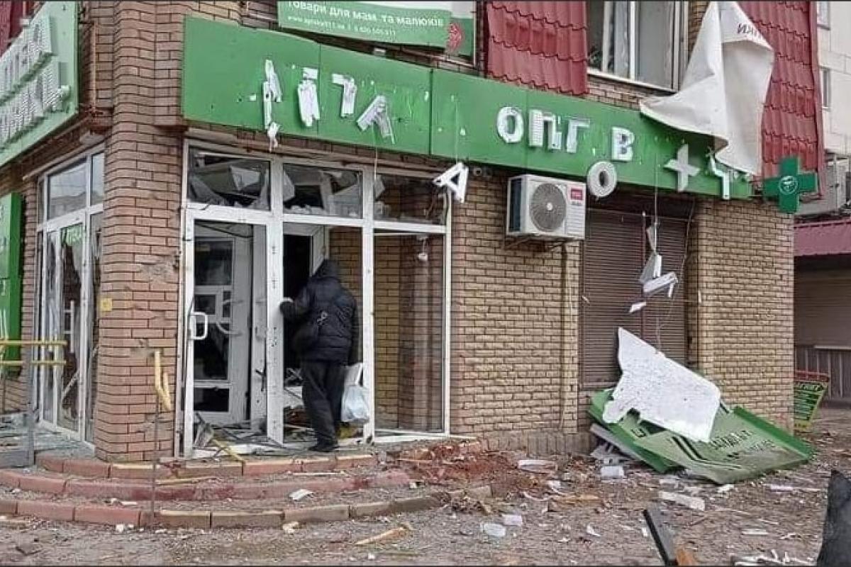 "Мирное население города в заложниках": какие бесчинства творят оккупанты в Северодонецке "Мирное население города в заложниках": какие бесчинства творят оккупанты в Северодонецке