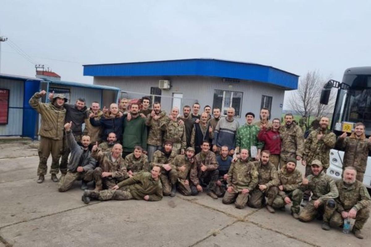 В Украину из российского плена вернулись еще 45 защитников