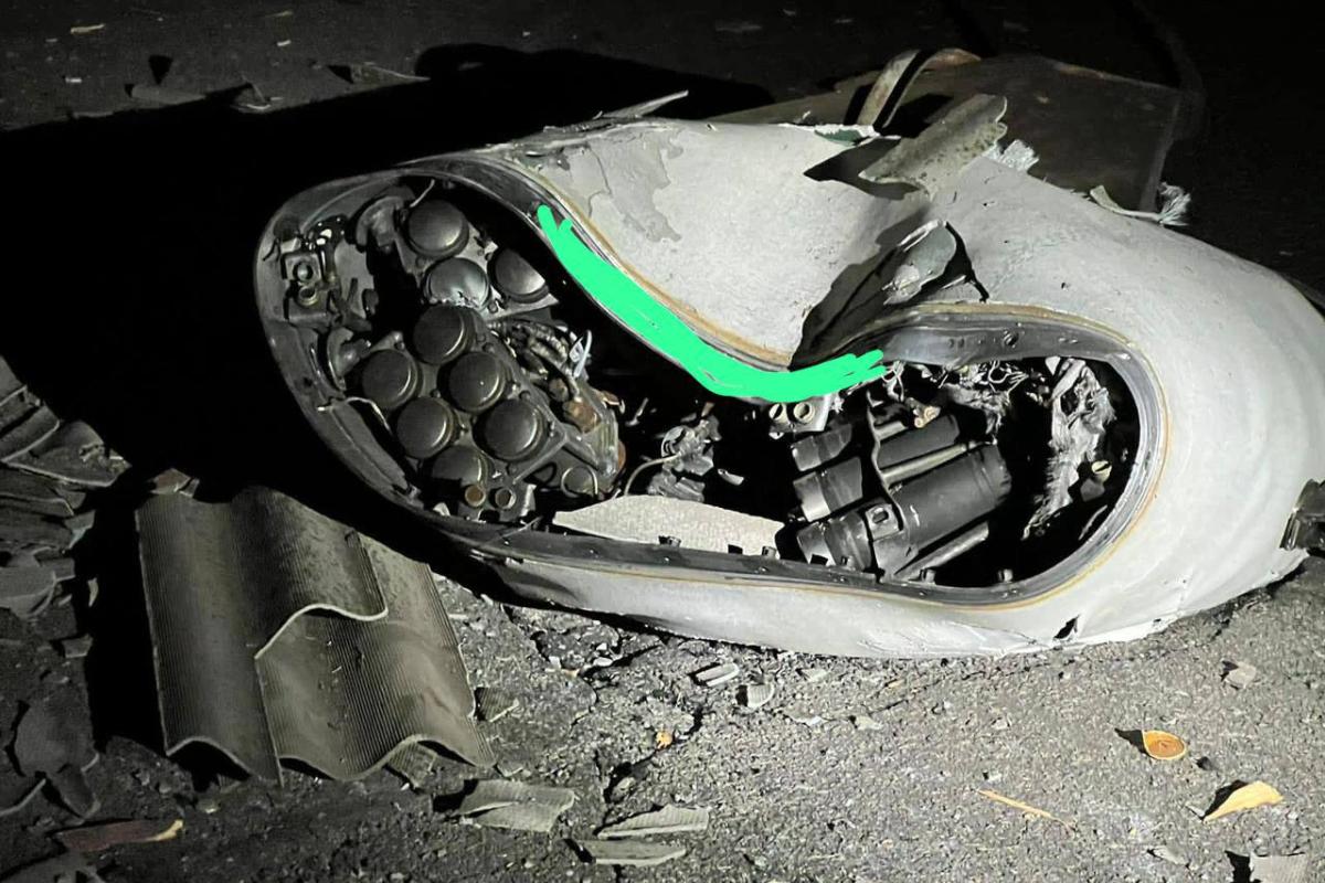 Россияне обстреляли Запорожье кассетными снарядами, решается вопрос об эвакуации части жителей Россияне обстреляли Запорожье кассетными снарядами, решается вопрос об эвакуации части жителей