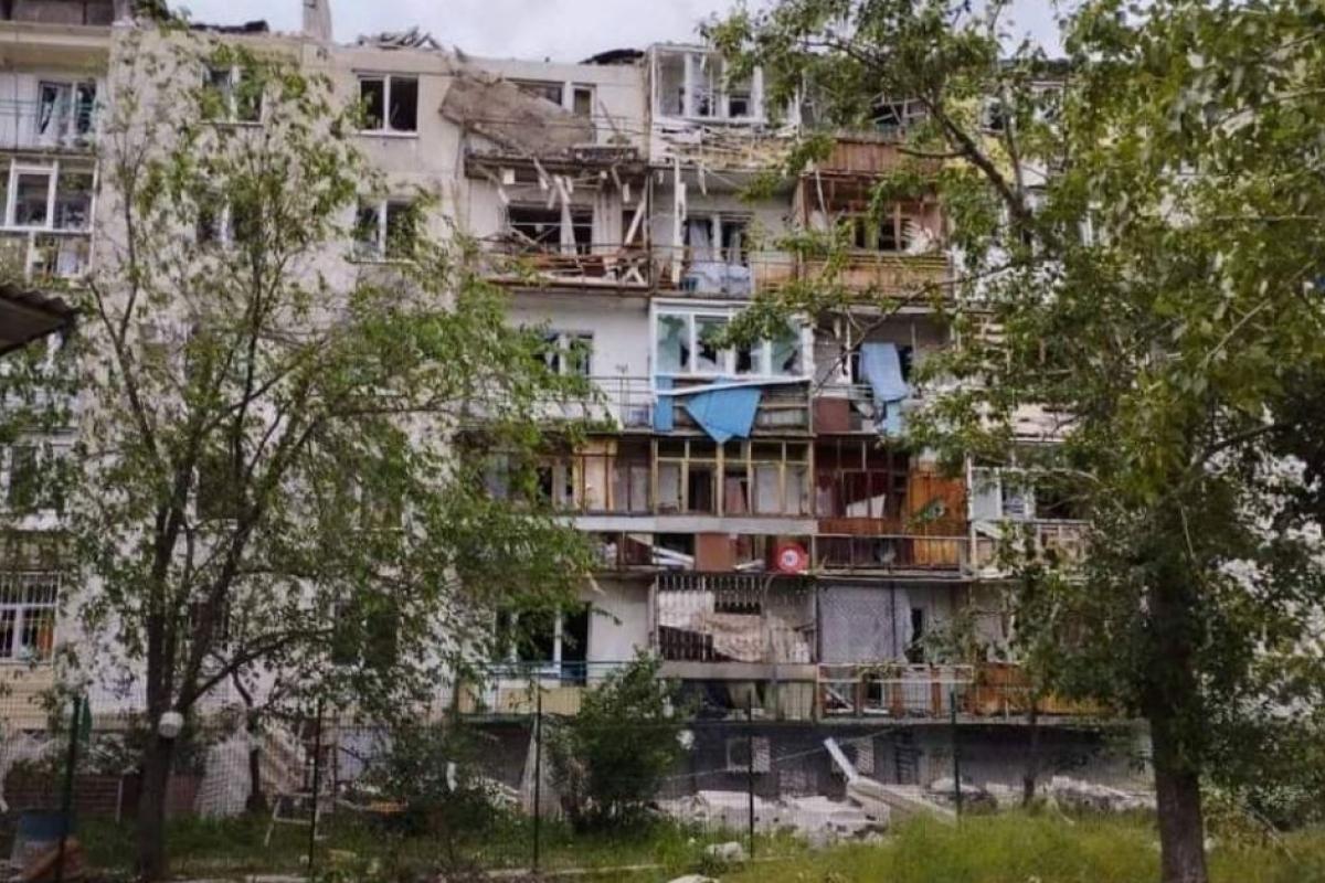 Лисичанськ після "прильотів": що відбувається у місті зараз Лисичанськ після "прильотів": що відбувається у місті зараз