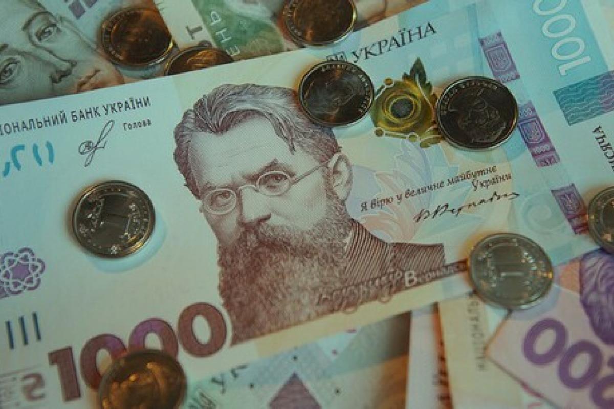 Помощь для переселенцев: будут ли выплачивать 2000 грн после Нового года Помощь для переселенцев: будут ли выплачивать 2000 грн после Нового года