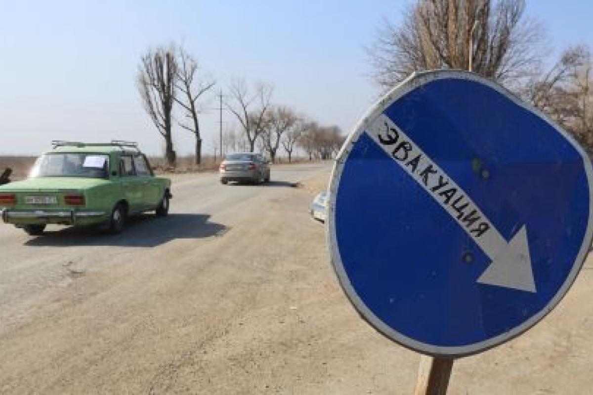 Окупанти ускладнили виїзд із захоплених територій: чоловіків не випускають Окупанти ускладнили виїзд із захоплених територій: чоловіків не випускають