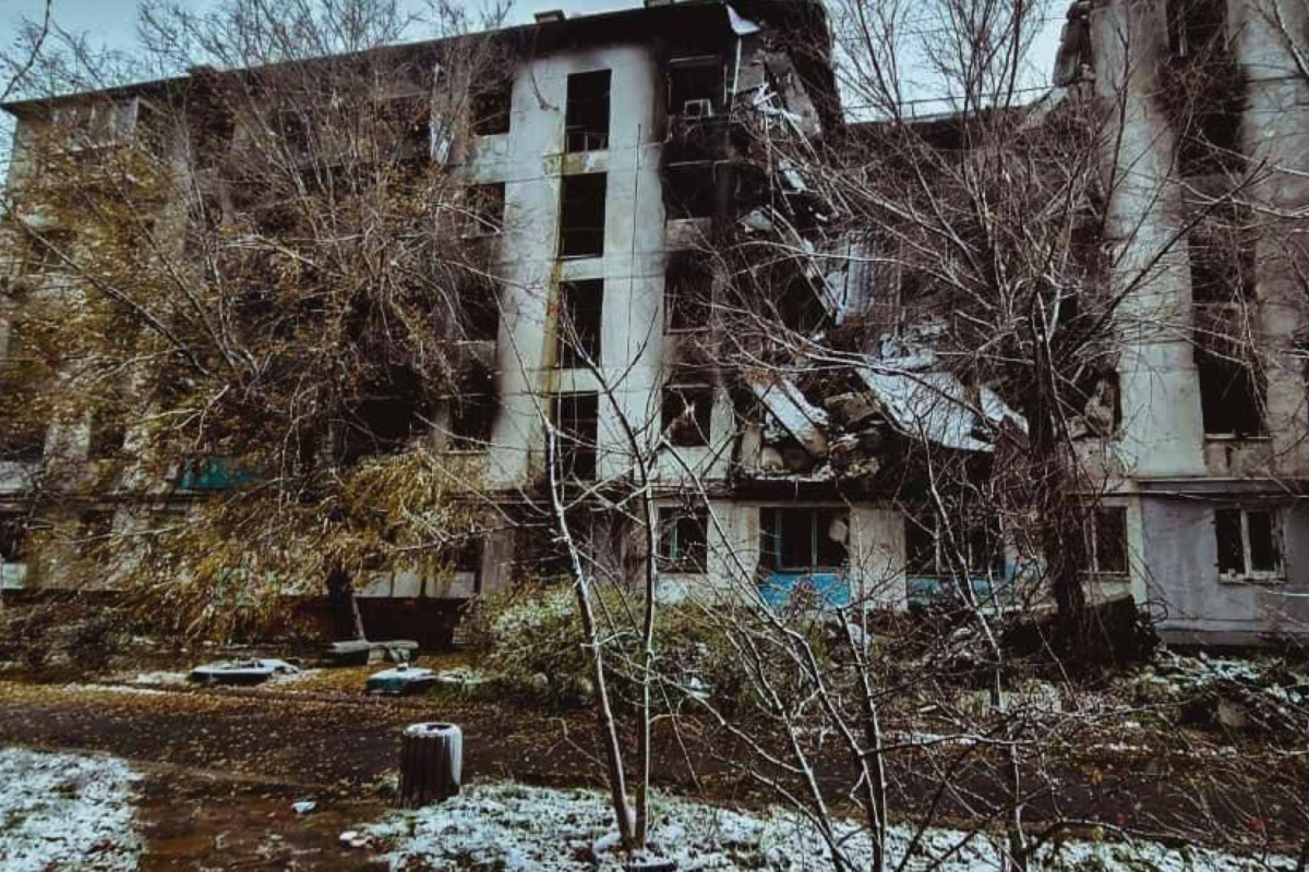 Мертвый город: в сети показали фото разрушенных домов Северодонецка