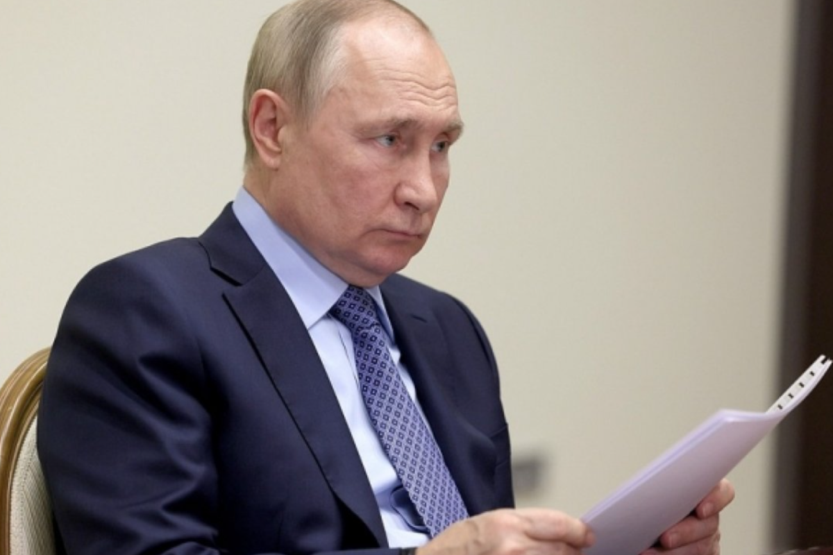 Путин снова перешел к угрозам применения ядерного оружия Путин снова перешел к угрозам применения ядерного оружия