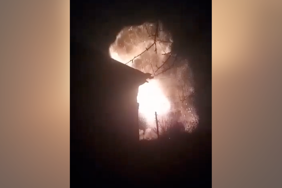 На Луганщині злетів у повітря склад боєприпасів окупантів (відео) На Луганщині злетів у повітря склад боєприпасів окупантів (відео)