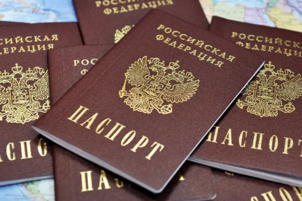 Прав у населения нет: как происходит принудительная паспортизация на оккупированной Луганщине