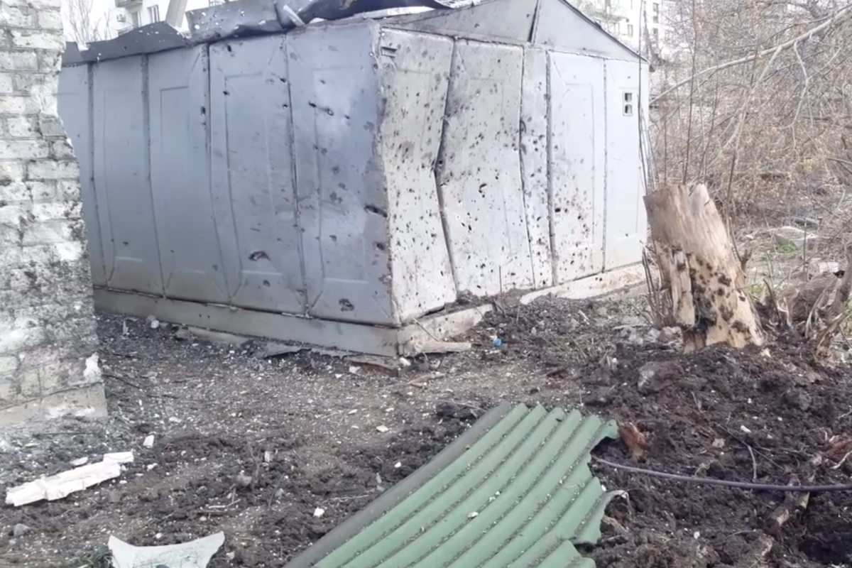 В сети сообщают о новом "прилете" в Лисичанске и погибших: видео с места событий В сети сообщают о новом "прилете" в Лисичанске и погибших: видео с места событий