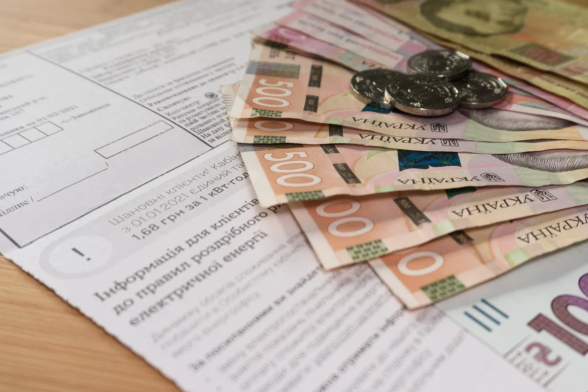 Уряд заборонив стягувати борги за комунальні послуги з переселенців