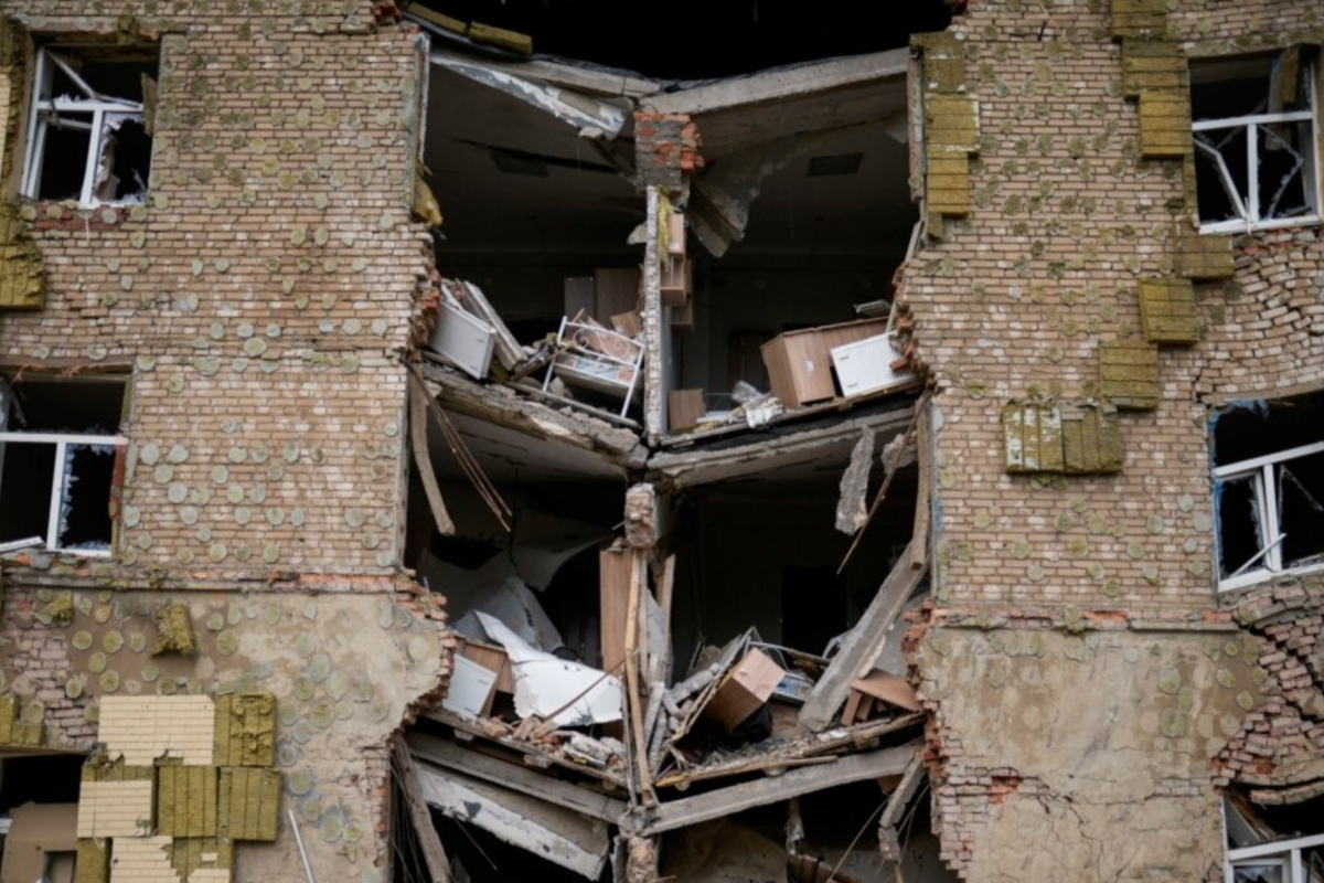 Вид на Северодонецк с крыши многоэтажки: новое видео из города