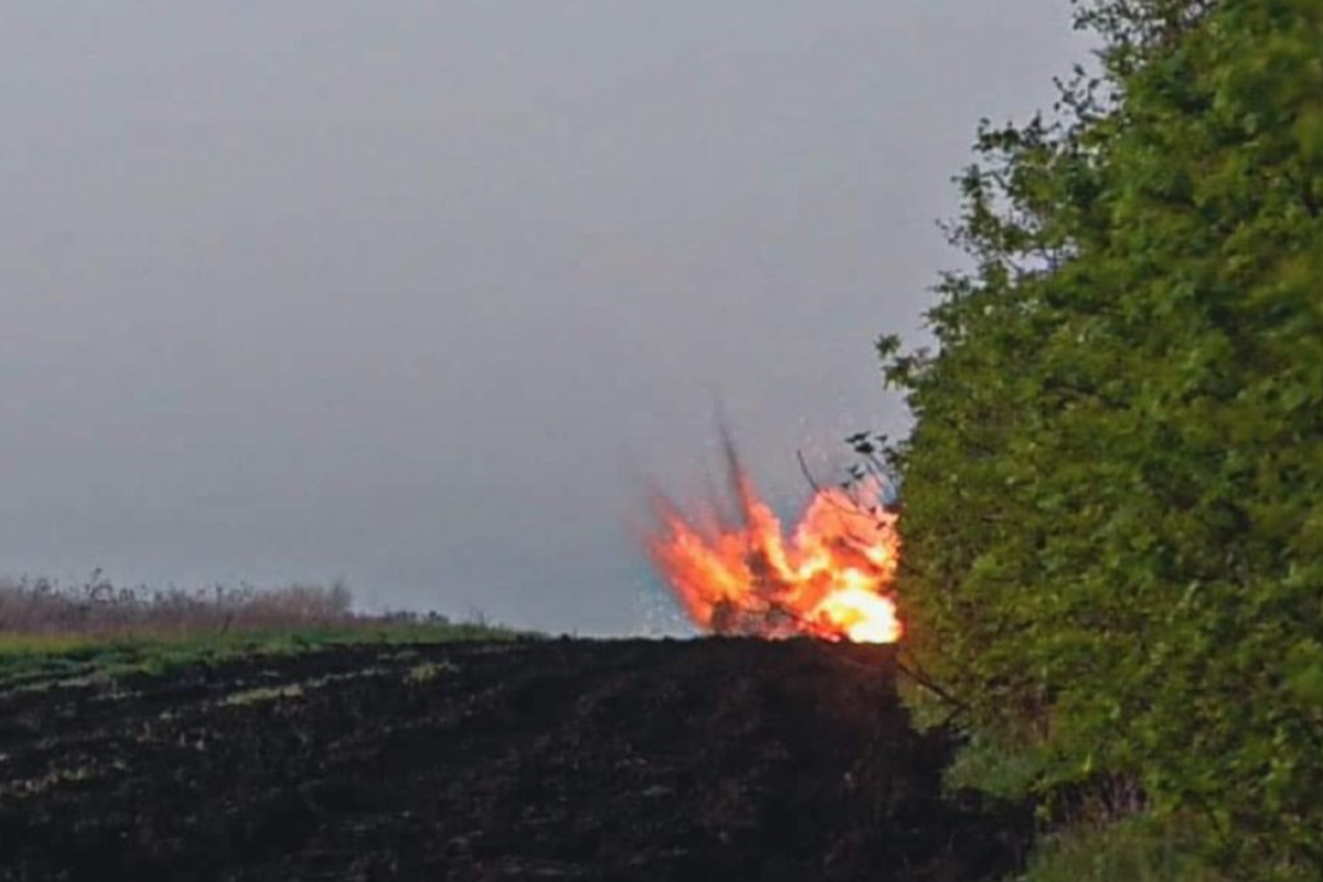 Російська армія відкрила вогонь по Невському на Луганщині, вбито жінку Російська армія відкрила вогонь по Невському на Луганщині, вбито жінку