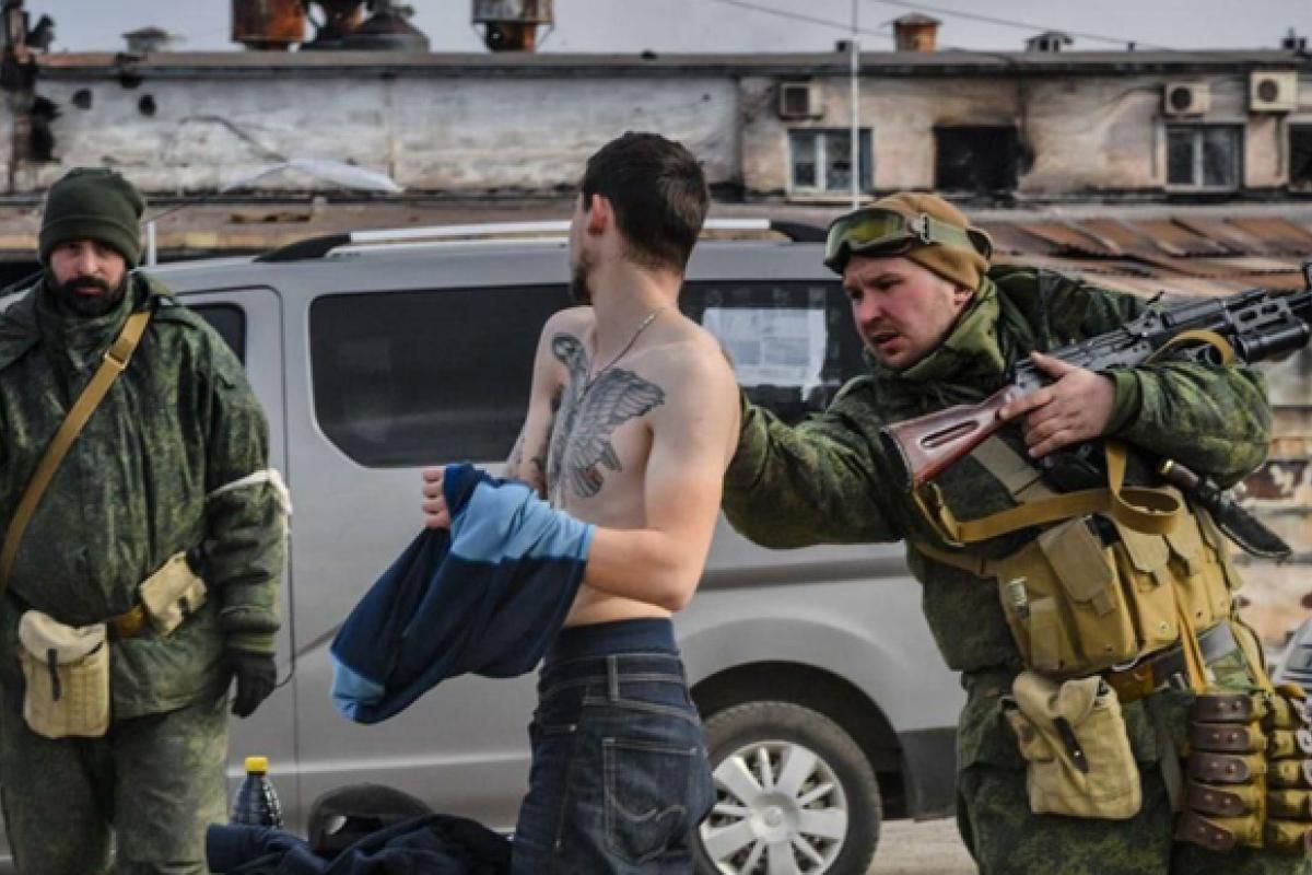 В Мариуполе оккупанты устроили новую волну зачисток и проверок, исчезают люди, - мэрия В Мариуполе оккупанты устроили новую волну зачисток и проверок, исчезают люди, - мэрия