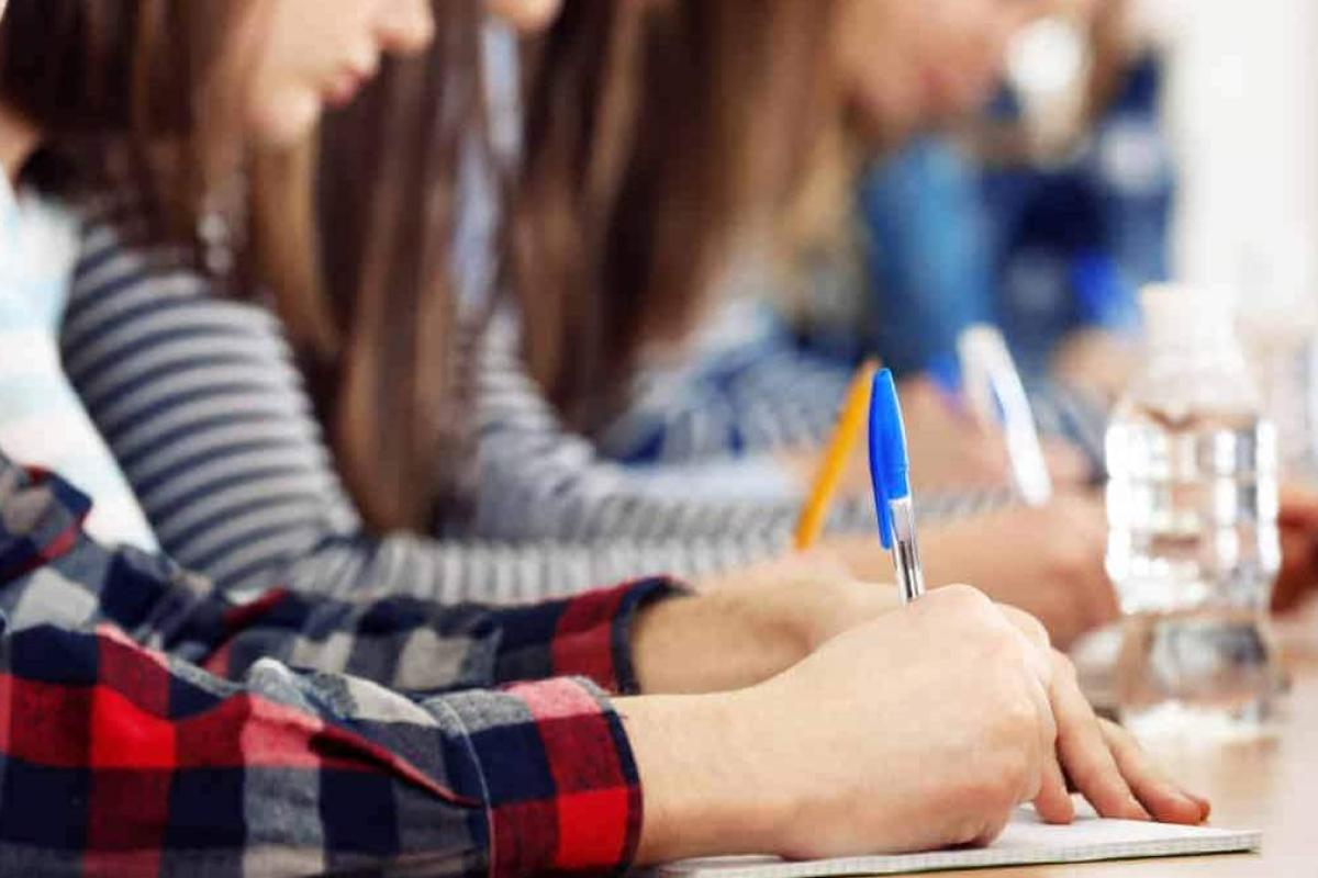 Луганщина посіла друге місце серед усіх регіонів України за середнім балом НМТ