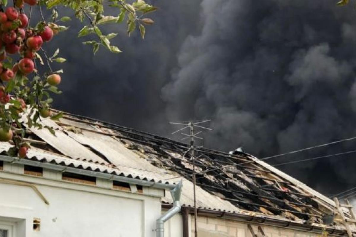 В Ровно россияне ударили ракетой по объекту энергетики, возникло обесточивание В Ровно россияне ударили ракетой по объекту энергетики, возникло обесточивание