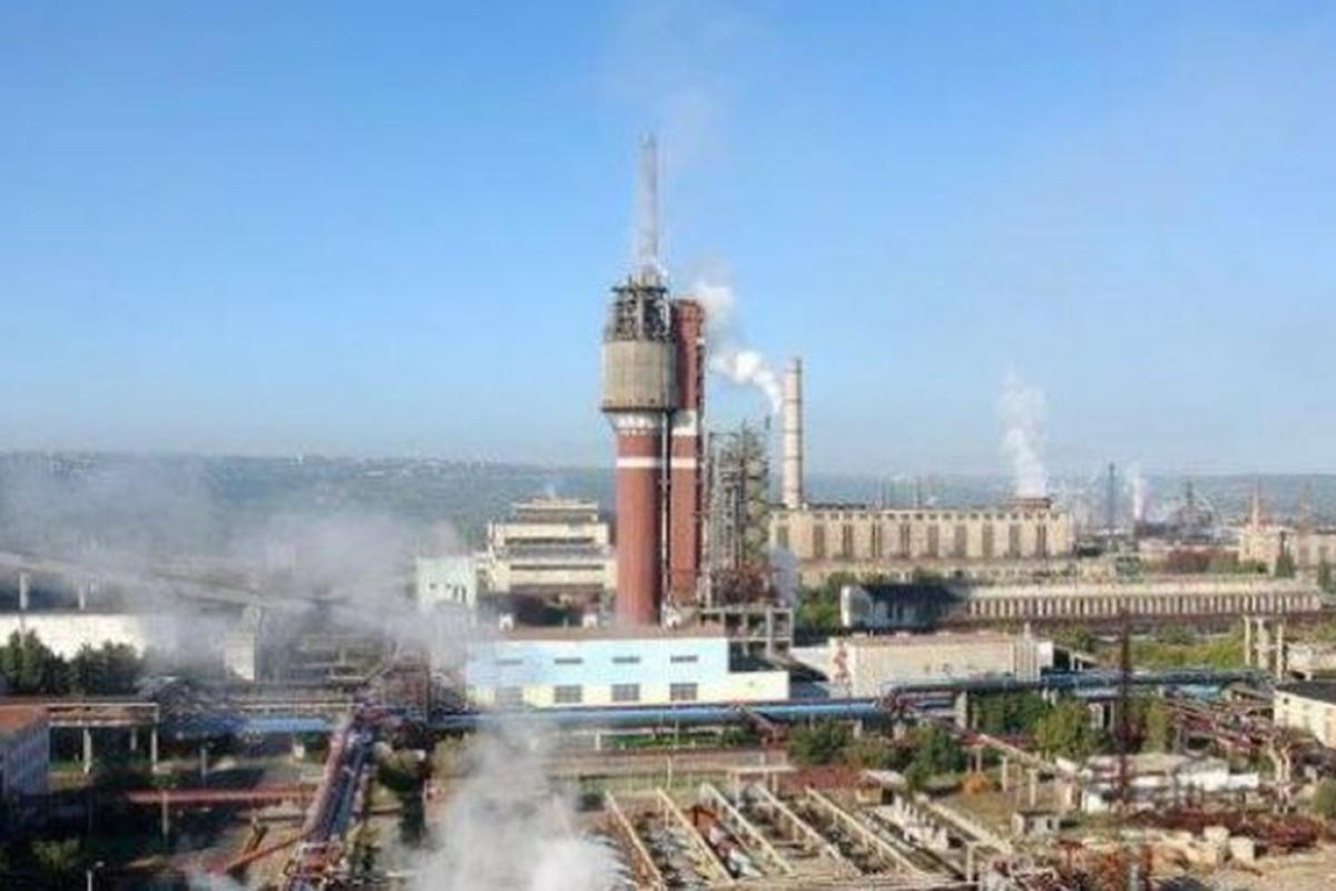 Сєвєродонецький "Азот" йде на метал, до будинків Лисичанська заселяють нову партію окупантів: ЛОВА про ситуацію в регіоні
