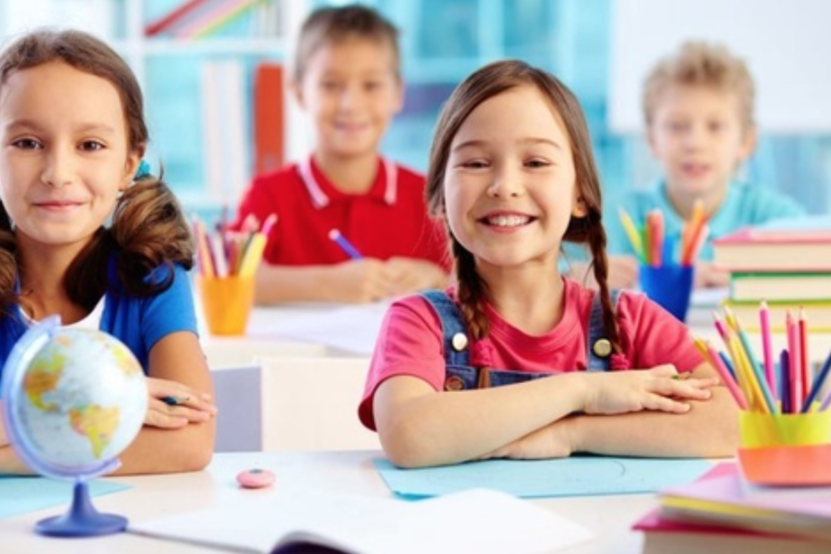 Первоклассники школ Северодонецкой громады получили материальную помощь, - ГВА