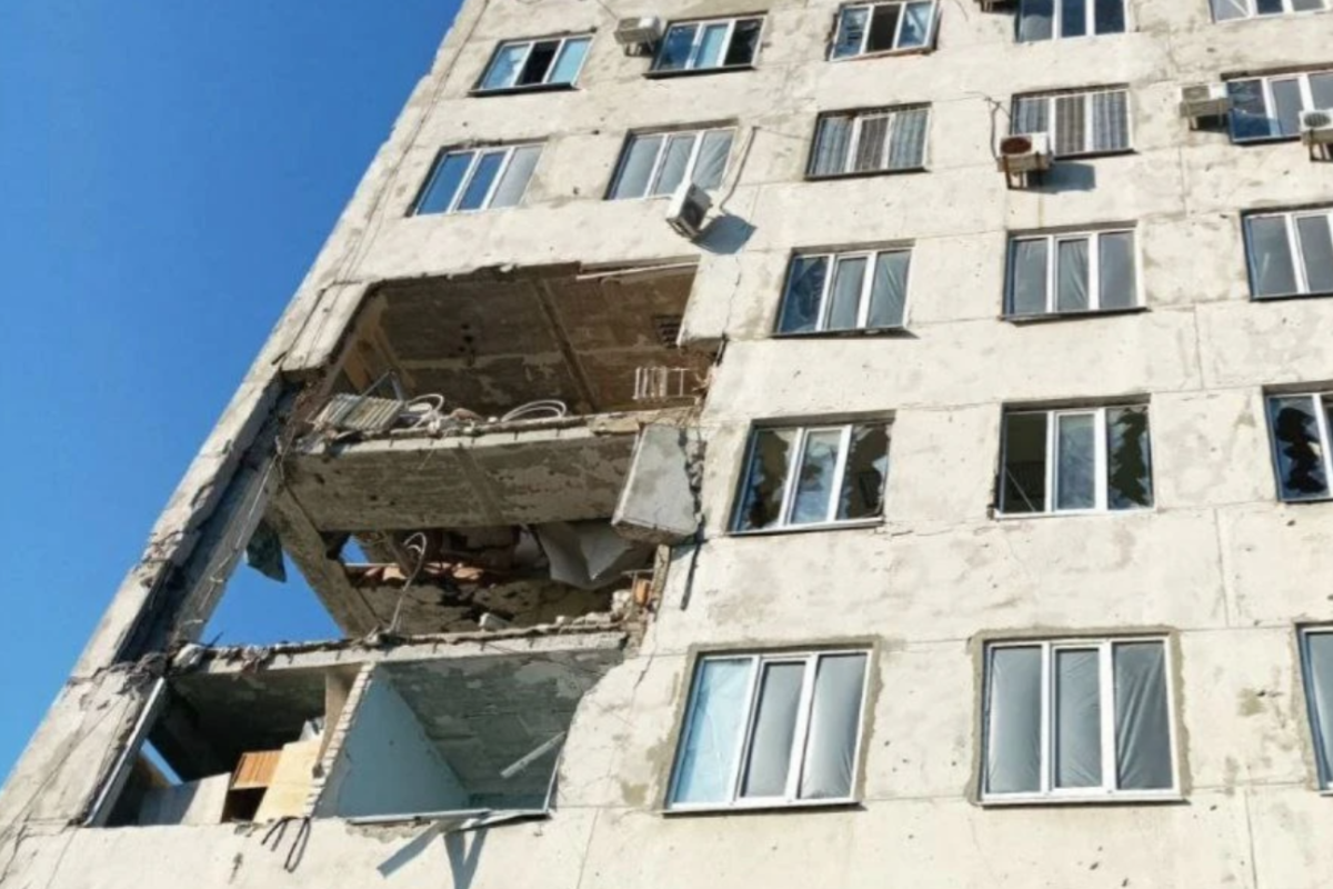 "Нормальна людина там не витримає": Сєвєродончанка побувала вдома та розповіла про обстановку у місті "Нормальна людина там не витримає": Сєвєродончанка побувала вдома та розповіла про обстановку у місті