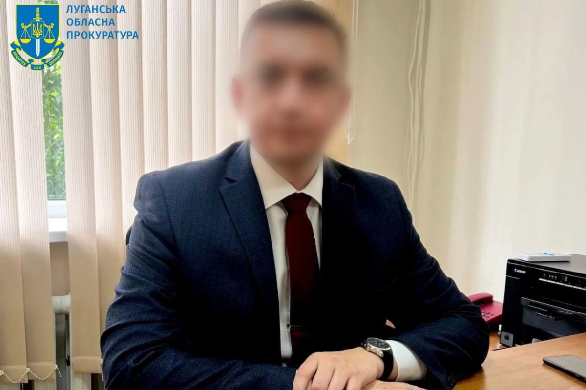 Стал "заместителем министра промышленности и торговли ЛНР": житель Северодонецка подозревается в коллаборационизме Стал "заместителем министра промышленности и торговли ЛНР": житель Северодонецка подозревается в коллаборационизме