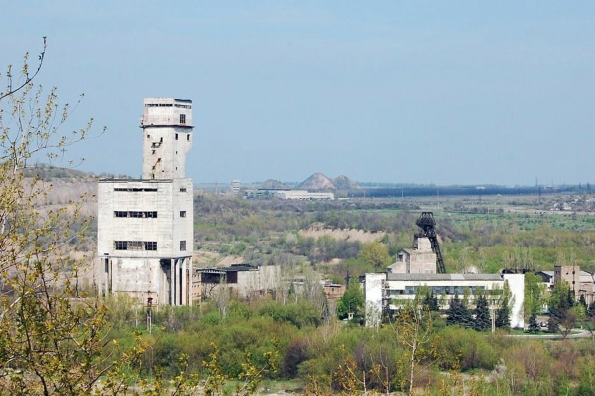 Оккупанты жалуются на "прилеты" по складам в Первомайске Оккупанты жалуются на "прилеты" по складам в Первомайске