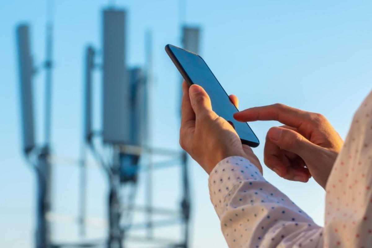 В Северодонецке местами появилась мобильная связь, - соцсети В Северодонецке местами появилась мобильная связь, - соцсети