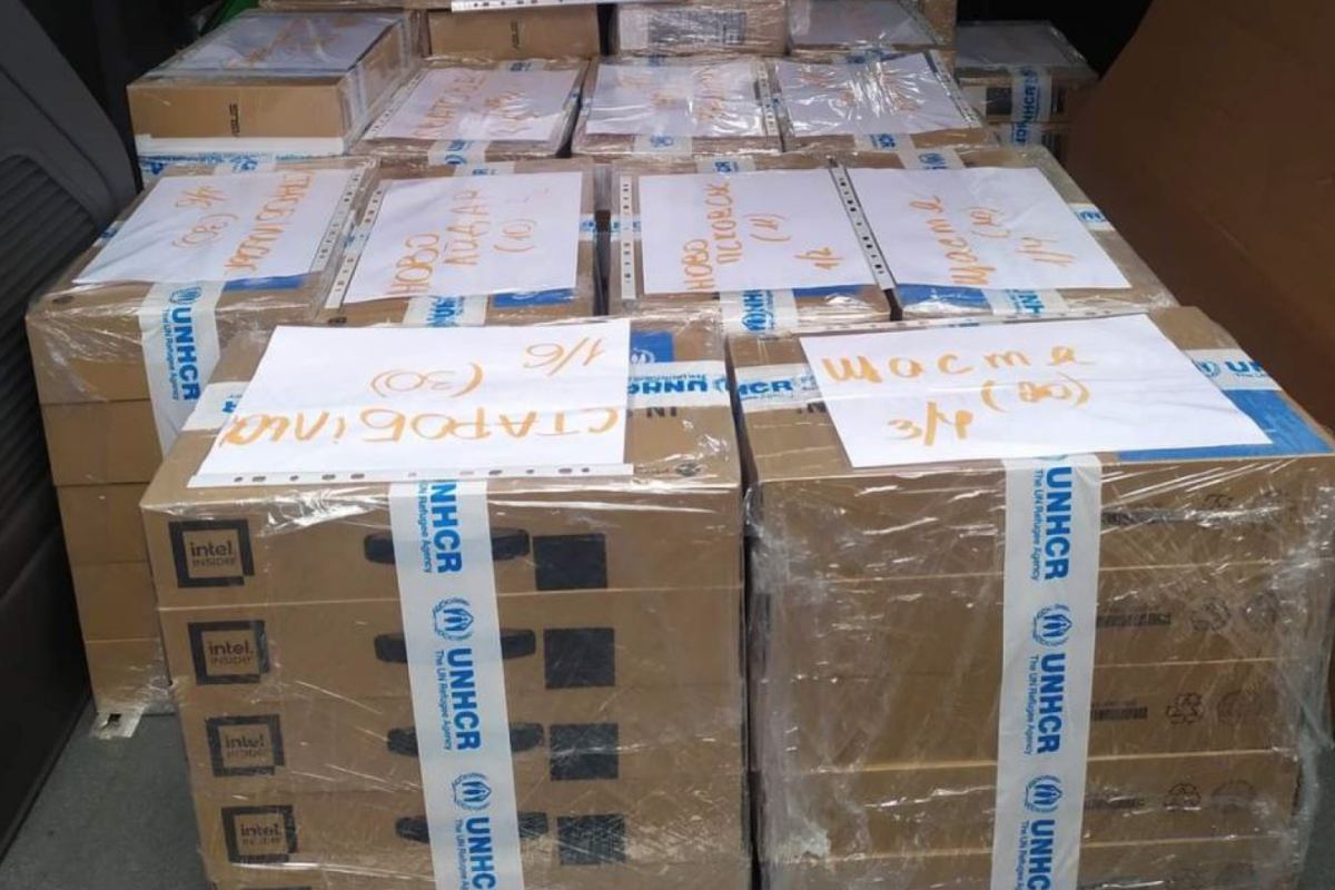 Школярі з Луганської області отримають 169 ноутбуків, - ЛОВА Школярі з Луганської області отримають 169 ноутбуків, - ЛОВА