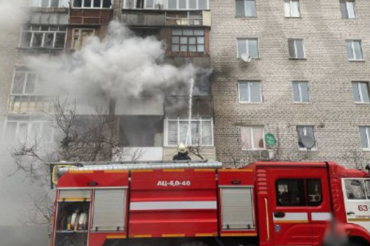 У Сєвєродонецьку горіла квартира з "гостями": подробиці У Сєвєродонецьку горіла квартира з "гостями": подробиці