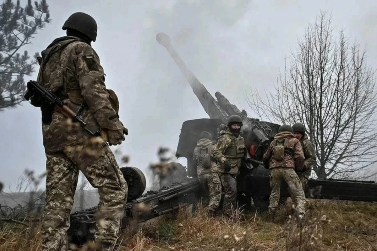 Найнебезпечніше становище з початку війни: росіяни наступають в Україні відразу на п'яти напрямках, - NYT Найнебезпечніше становище з початку війни: росіяни наступають в Україні відразу на п'яти напрямках, - NYT